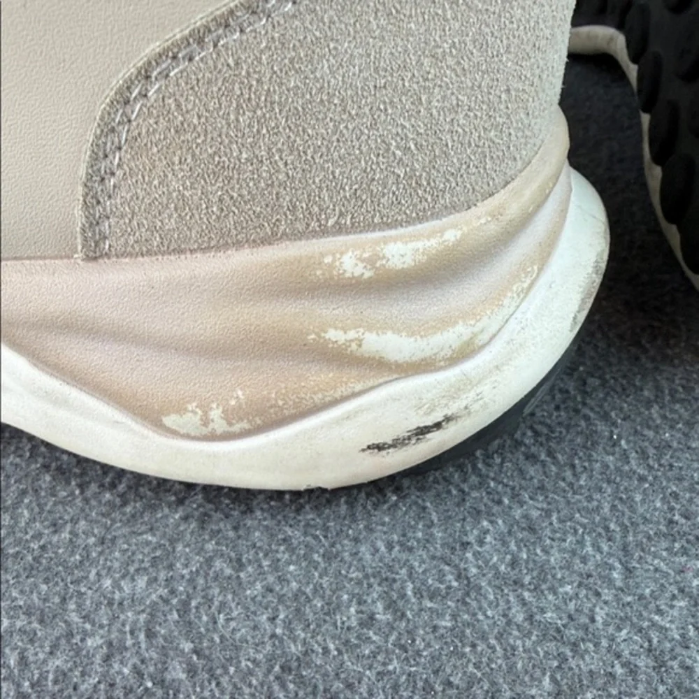 Vintage Havana Women's Nude Glitter Star/Tan‎ Sneakers Shoes Casual Size 7.5